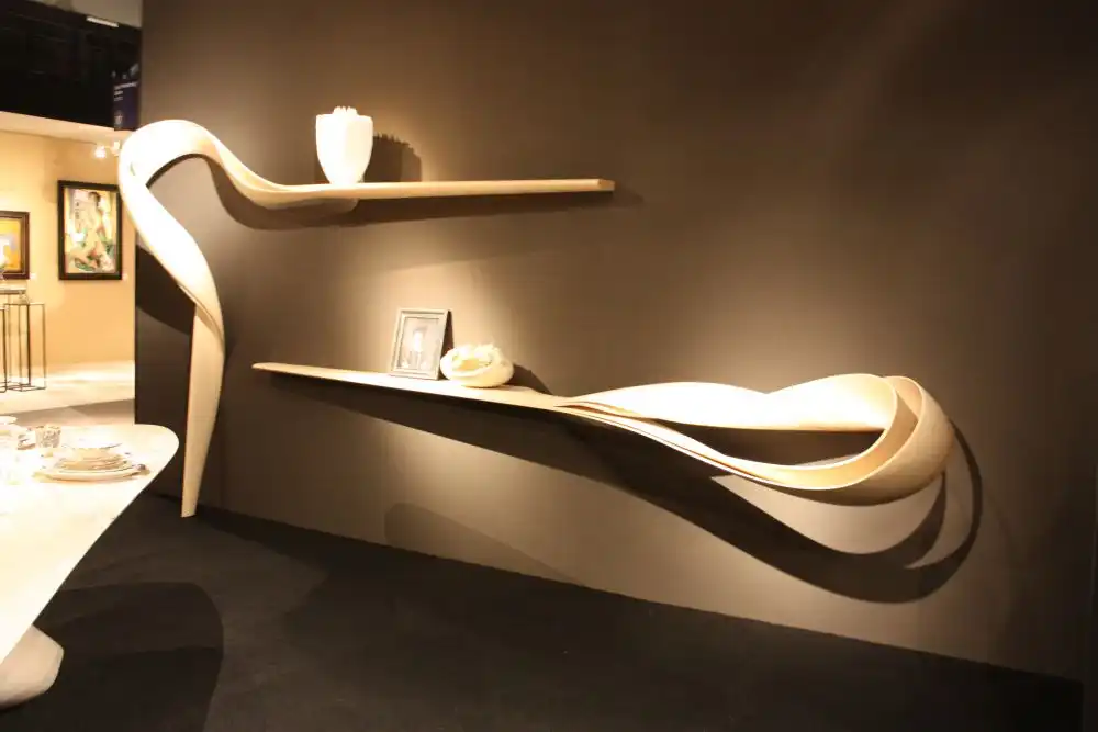 Curved wood shelf