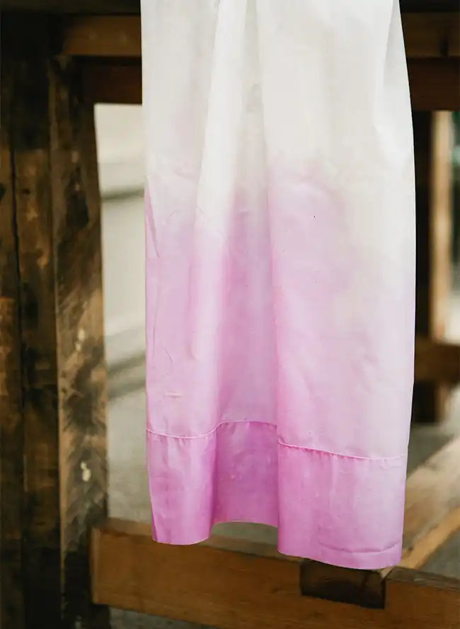 DIY Dip Dye Linens