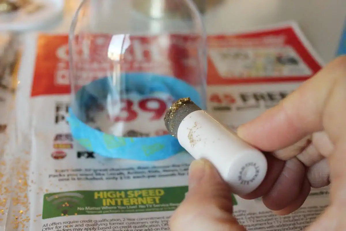 DIY Gilded Champagne Flutes Project