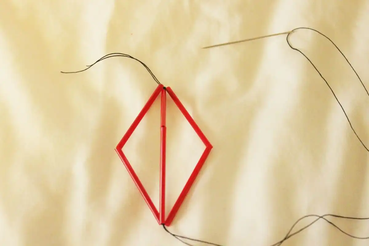 DIY Goemetric Straw Ornaments three of your prism edges