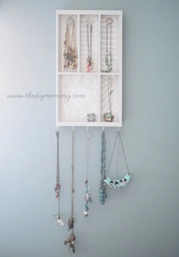 DIY Jewelry Holder from Cutlery Tray by The DIY Mommy
