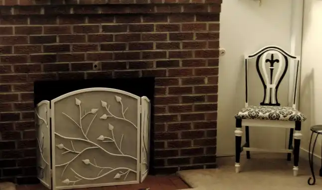 DIY Painted Fireplace Screen