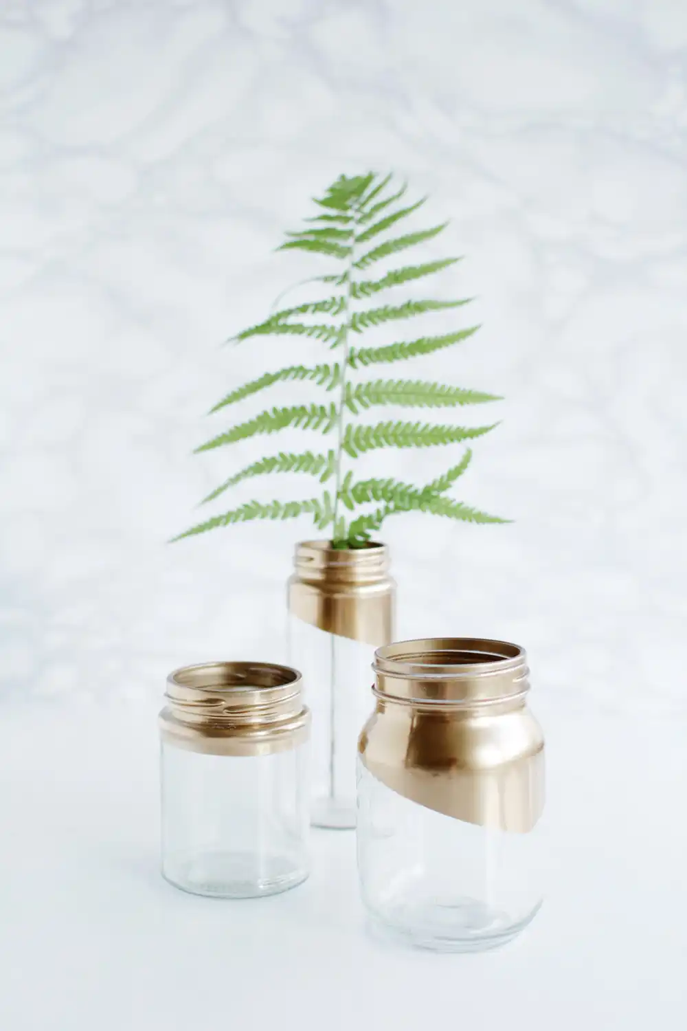 Spray Paint a Mason Jar