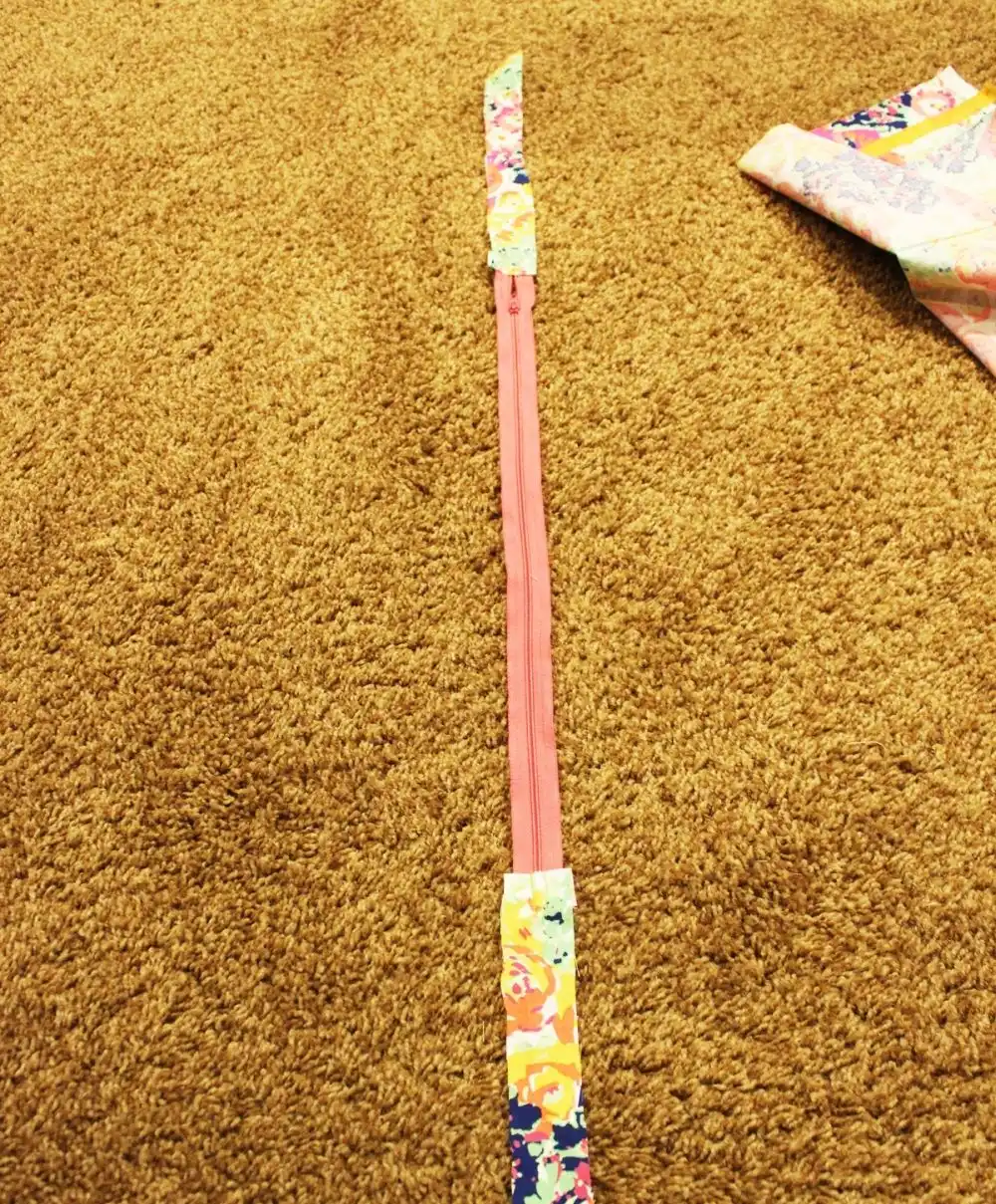 DIY Sew a Bolster Pillow Your zipper now has top and bottom fabric