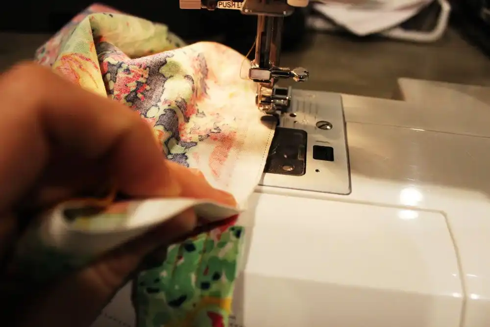 DIY Sew a Bolster Pillow realign your fabric edge with the zipper edge
