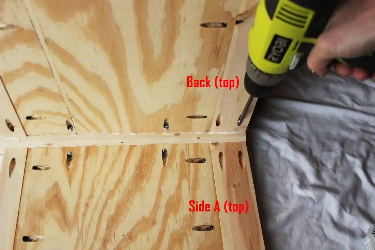 DIY Toy Box Align the panel onto the leg