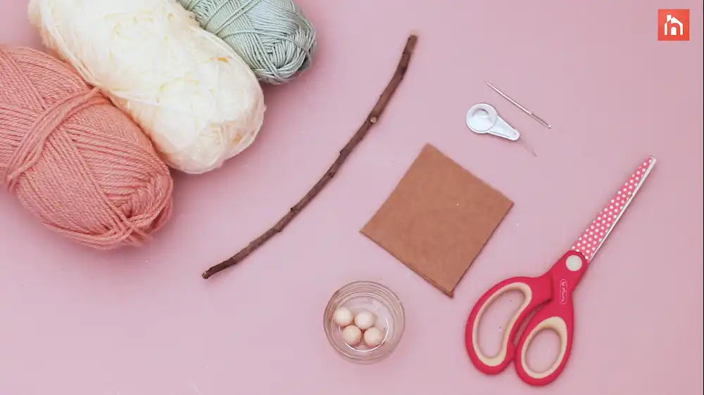 DIY Yarn Wall Tassel 1