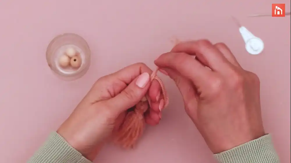 DIY Yarn Wall Tassel 60