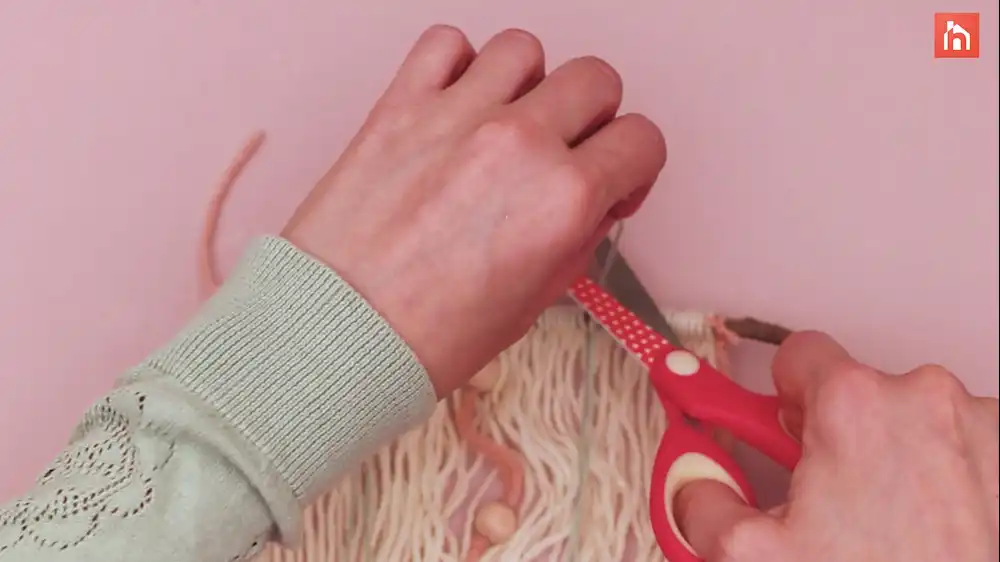 DIY Yarn Wall Tassel 74