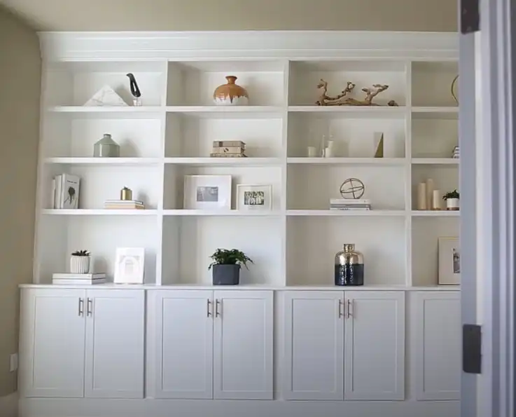 DIY built in shelves