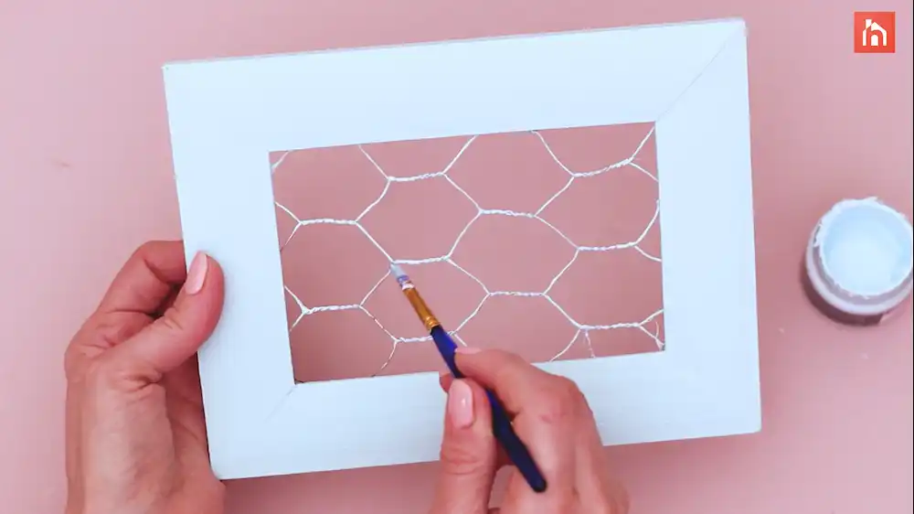 DIY chicken wire frame 24