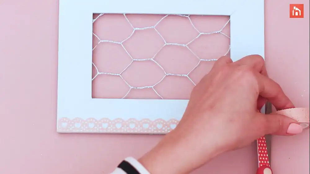 DIY chicken wire frame 37