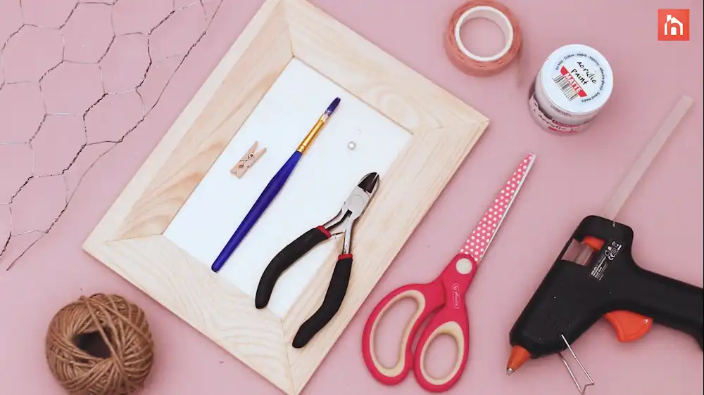 DIY Chicken Wire Frame materials