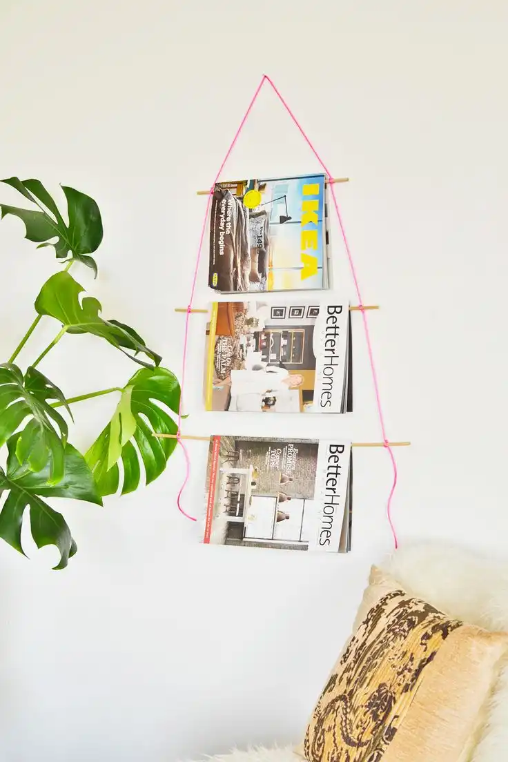 DIY magazine wall hanging