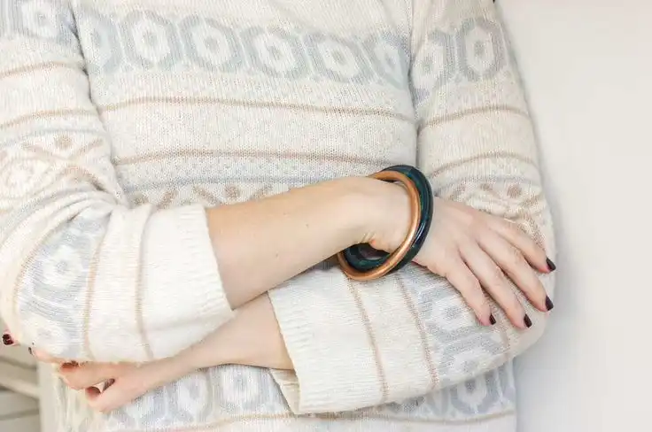 DIY plastic bangles