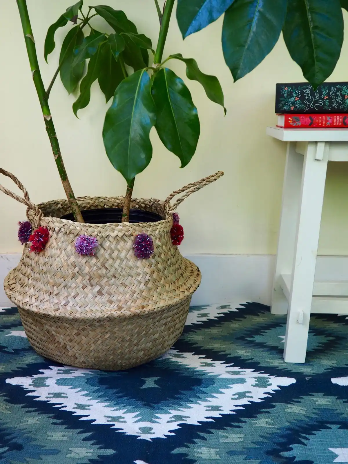 DIY pom pom basket