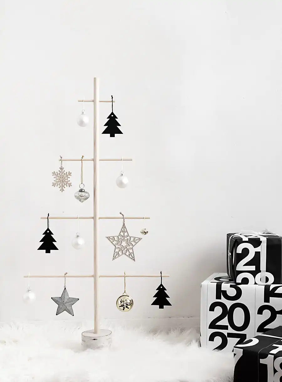 DIY wood Dowel Tree
