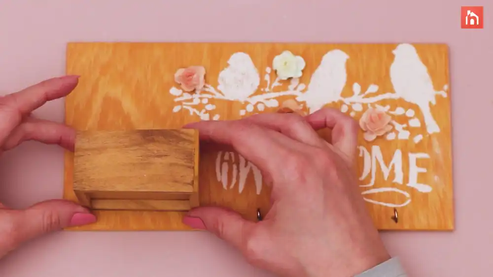 DIY wooden key holder step 1 24