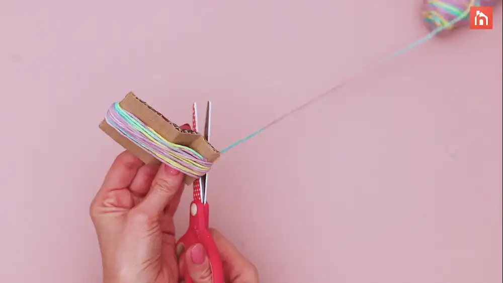 DIY yarn tassel how to make 22