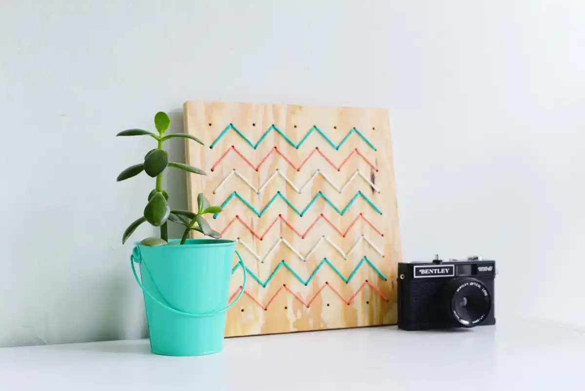 DIy pegboard string art
