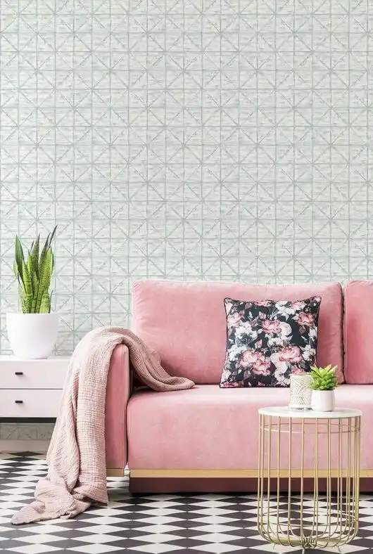Calm geometric pattern with a twist