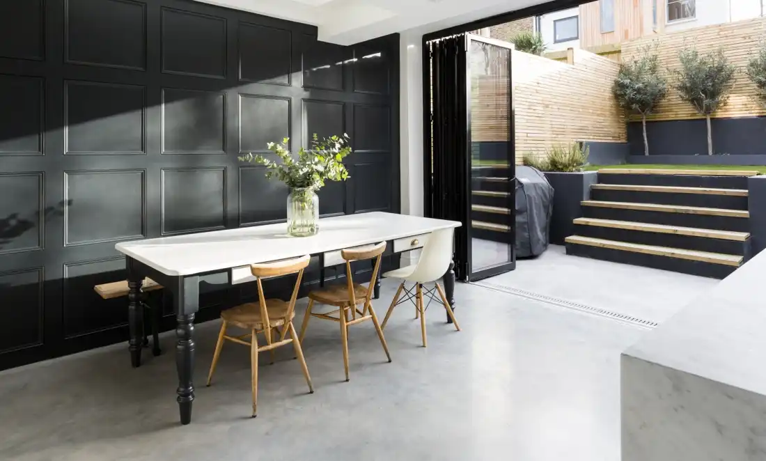 Dining area accordion windows