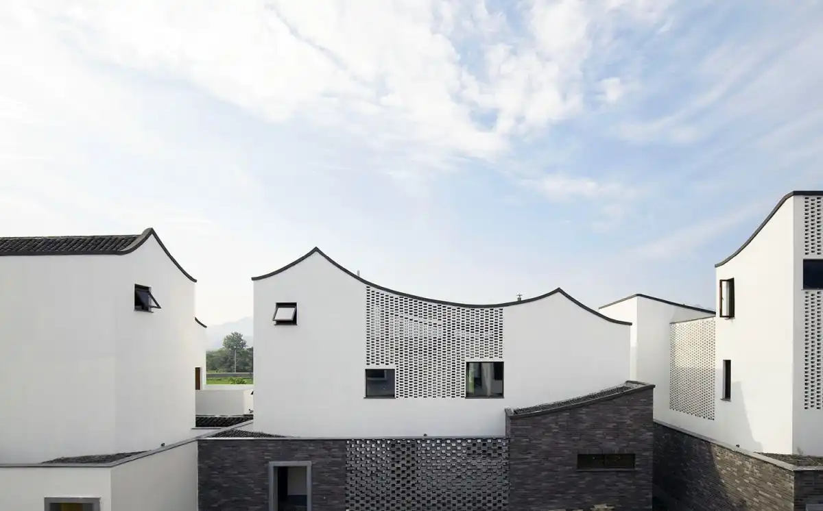 Dongziguan Affordable Housing for Relocalized Farmers -back