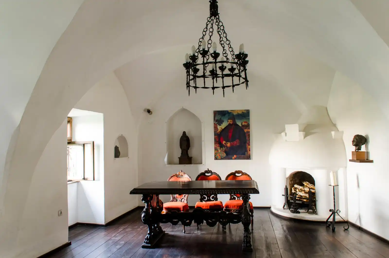 The furniture pieces are the ones collected by Queen Mary during the time when the castle was her home