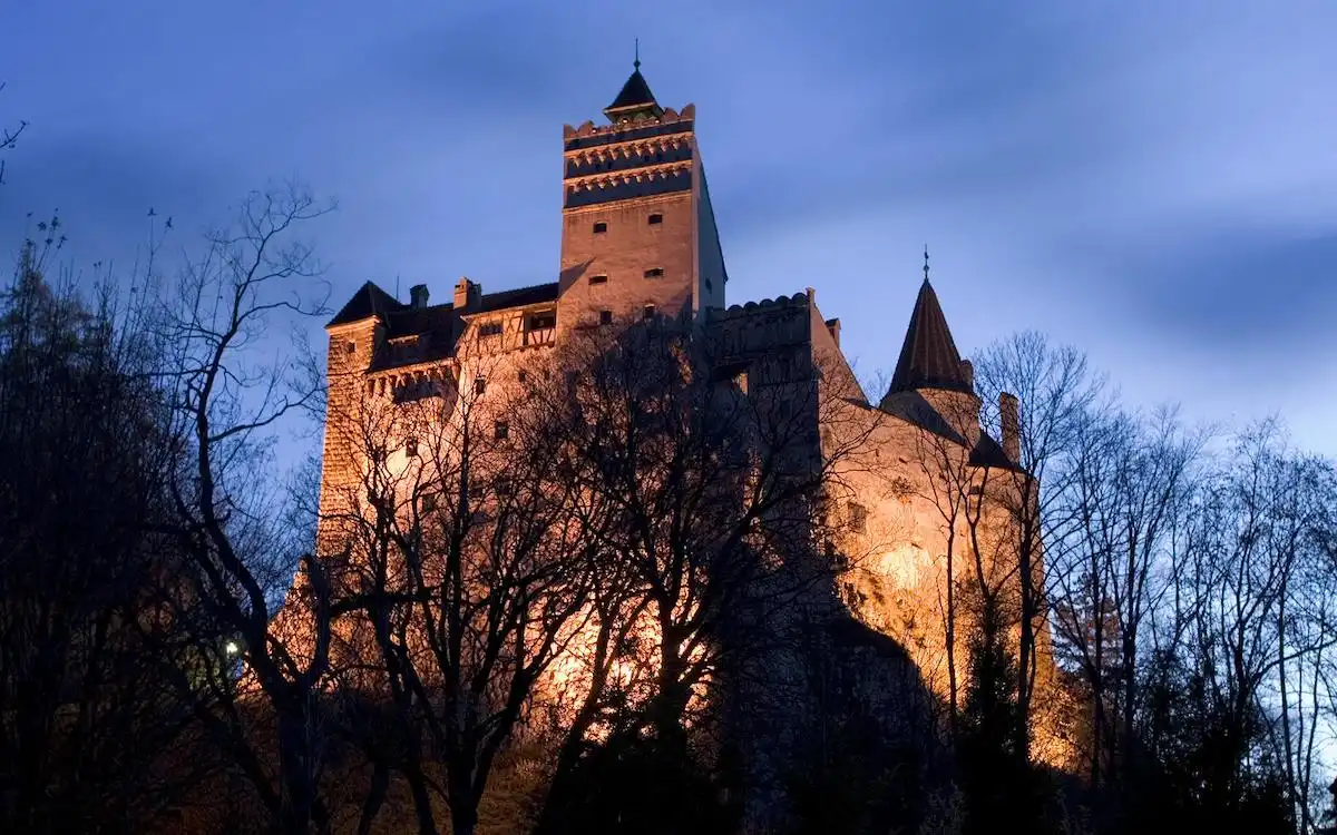 The Origins of Dracula’s Castle – Behind The Myth