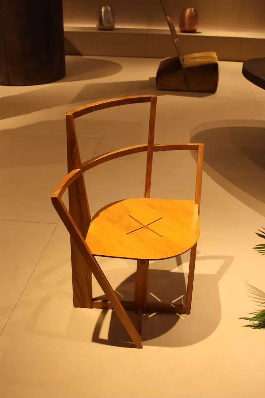ERAstudio wood chair