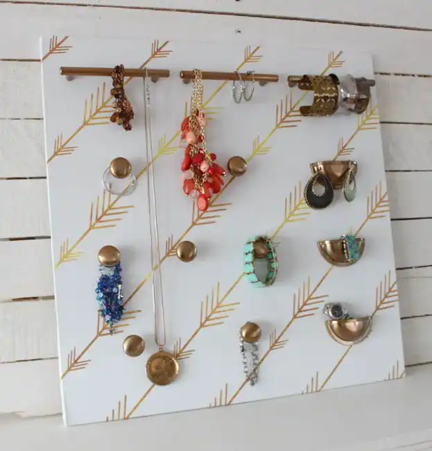 Easy DIY Cabinet Hardware Jewelry Organizer