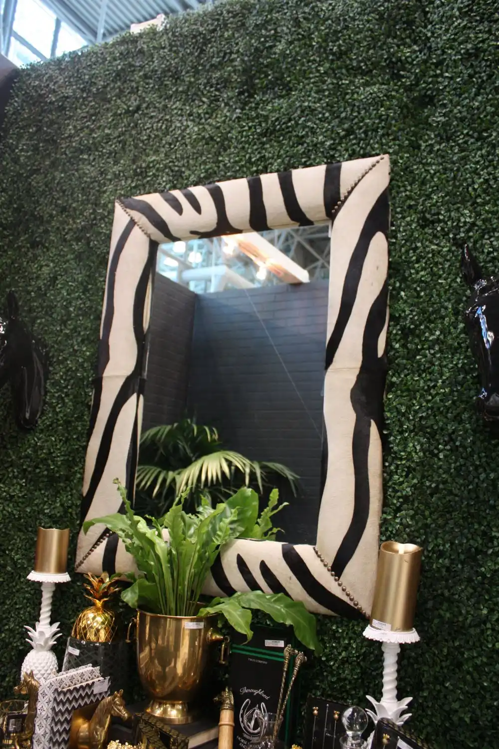 Eclectic Style decor accents
