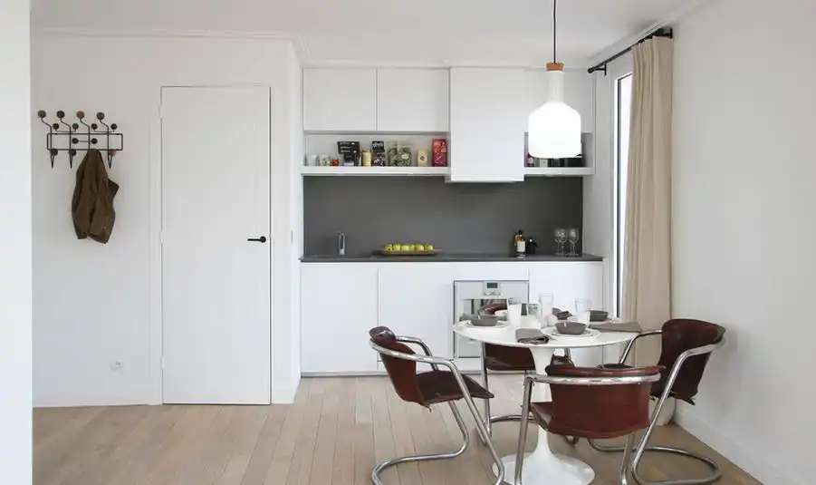 The Bloom that Doesn’t Fade: Saarinen’s Tulip Table and Chairs