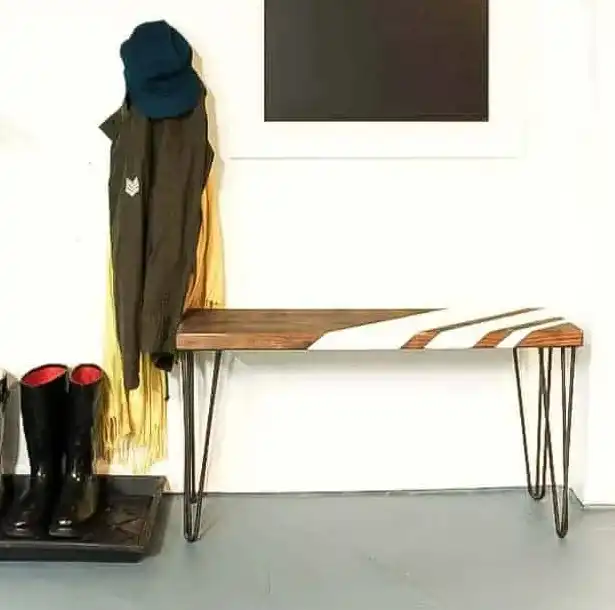 Entryway banch with hairpin legs