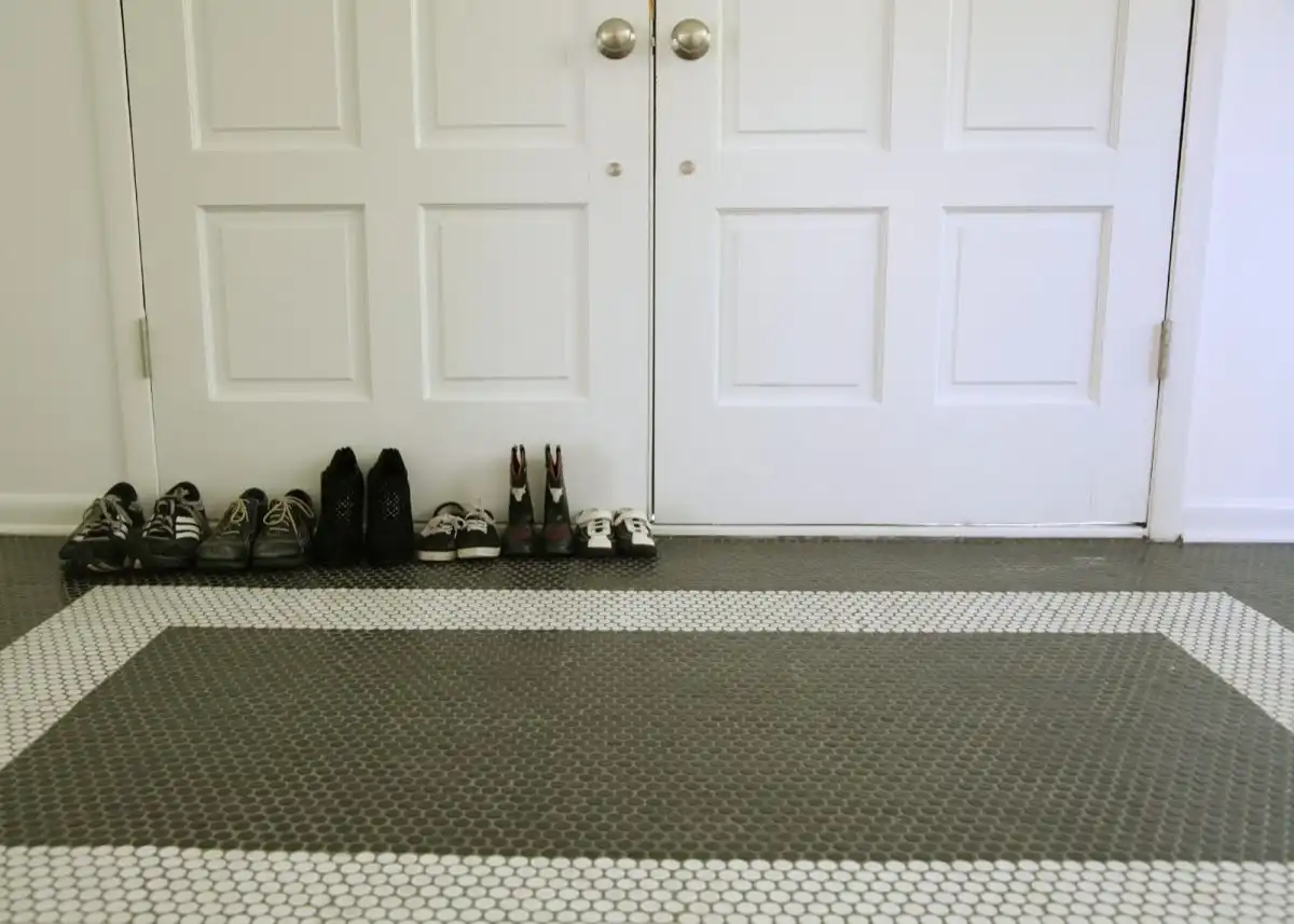 Entryway penny tiles floor design