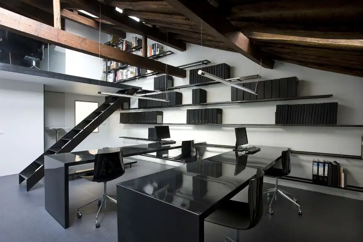 Estúdio Blurlogroño design by Blur Arquitectura