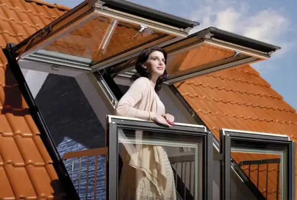 Fakro Balcony Window2
