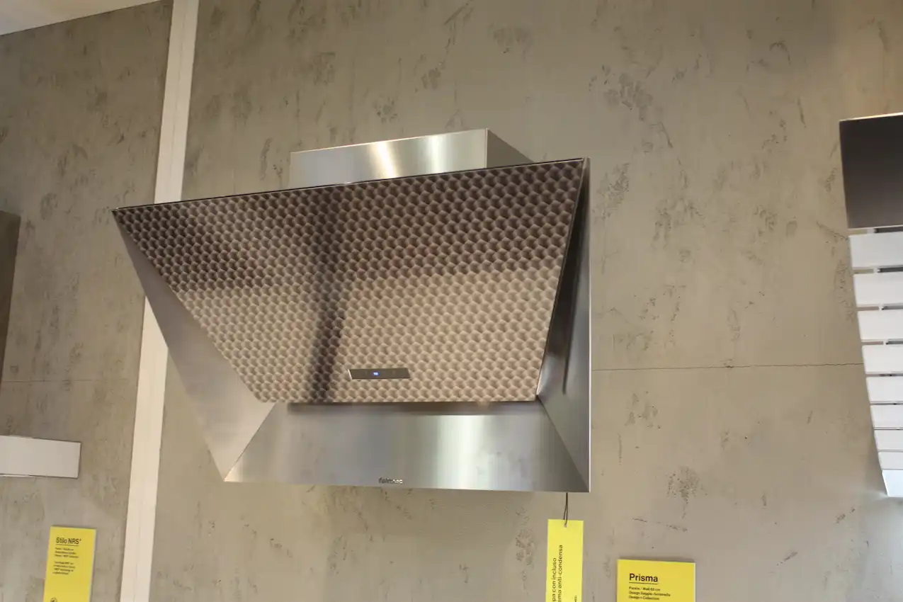 Falmec metal folded hood