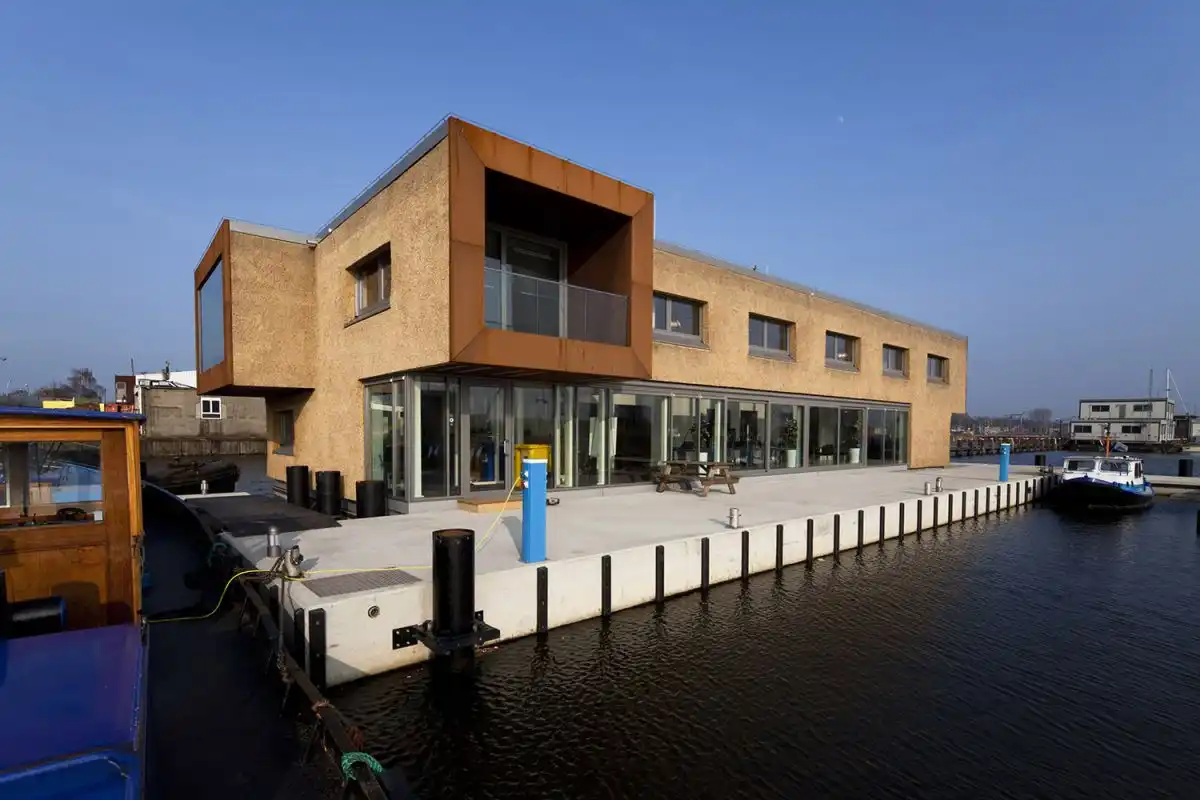 Floating Office for Waternet design