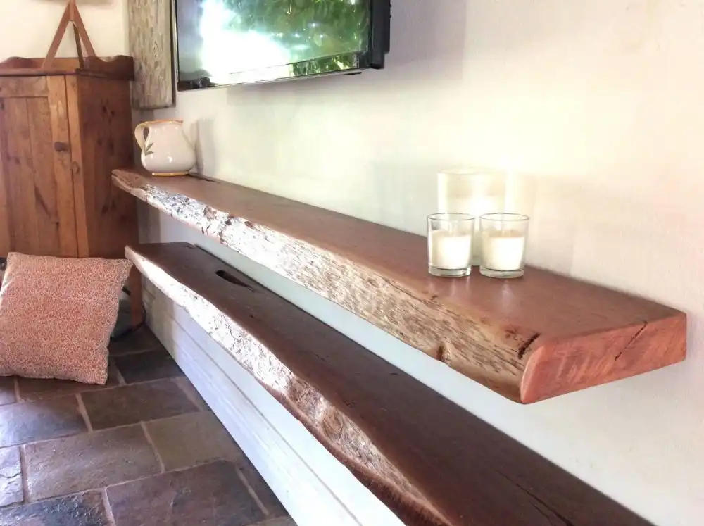Floating shelves of different shapes and sizes