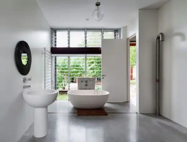 Foxground Farmhouse bathroom