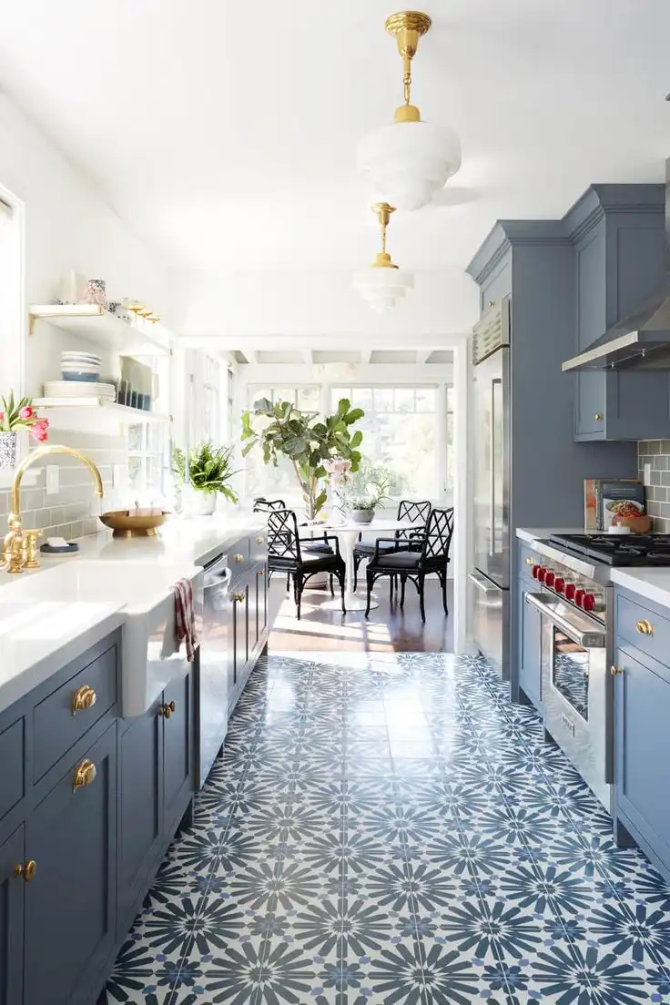 Galley kitchen patterned tile
