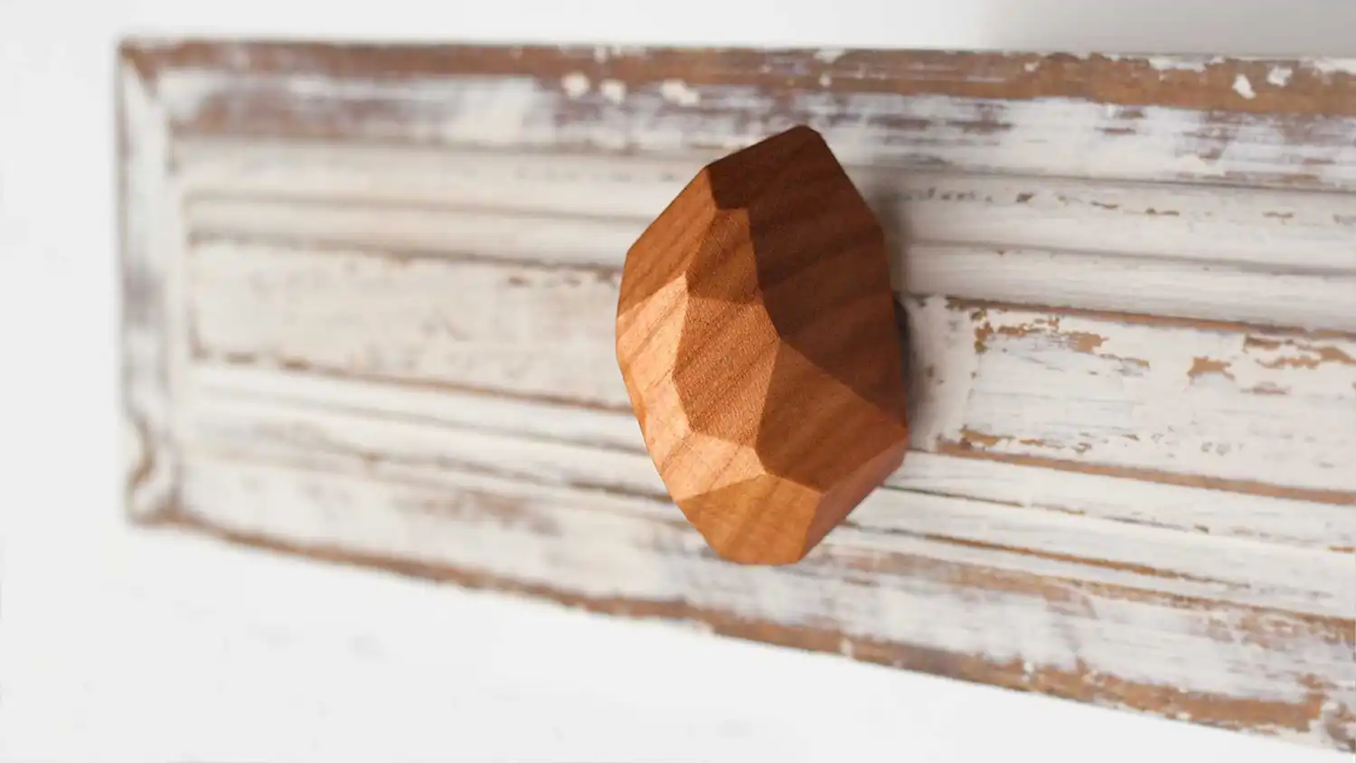 Geo wooden knob