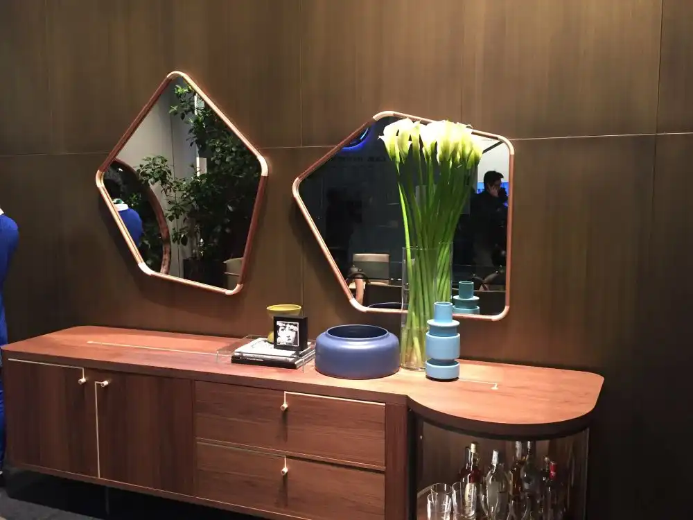Geometric shape mirrors to decorate the walls or entryways