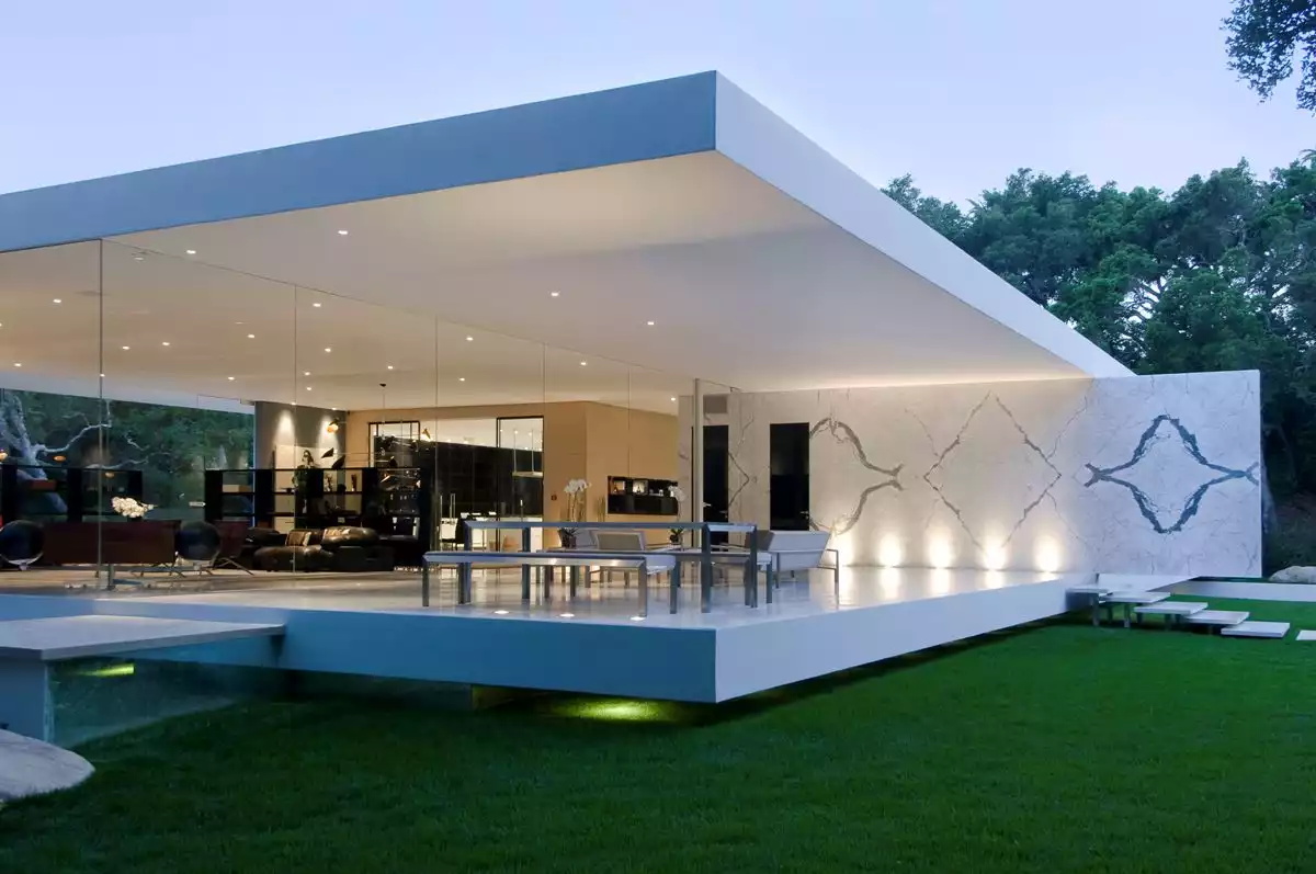 Glass Ultramodern Glass Pavilion by Steve Hermann