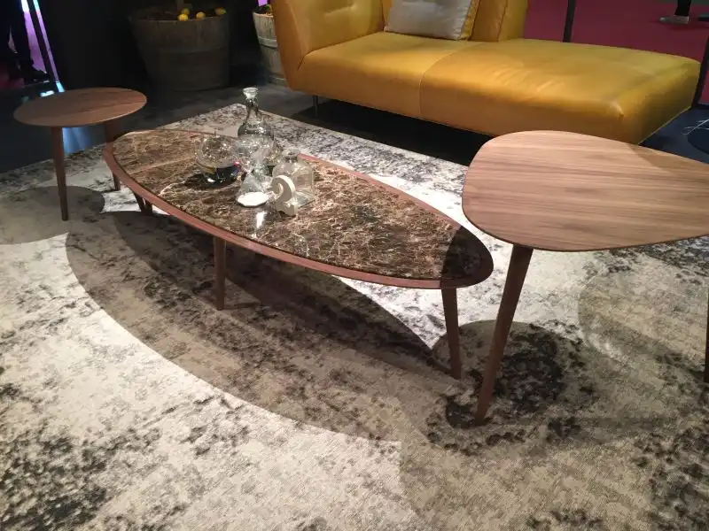 Glassware table accessories to decorate