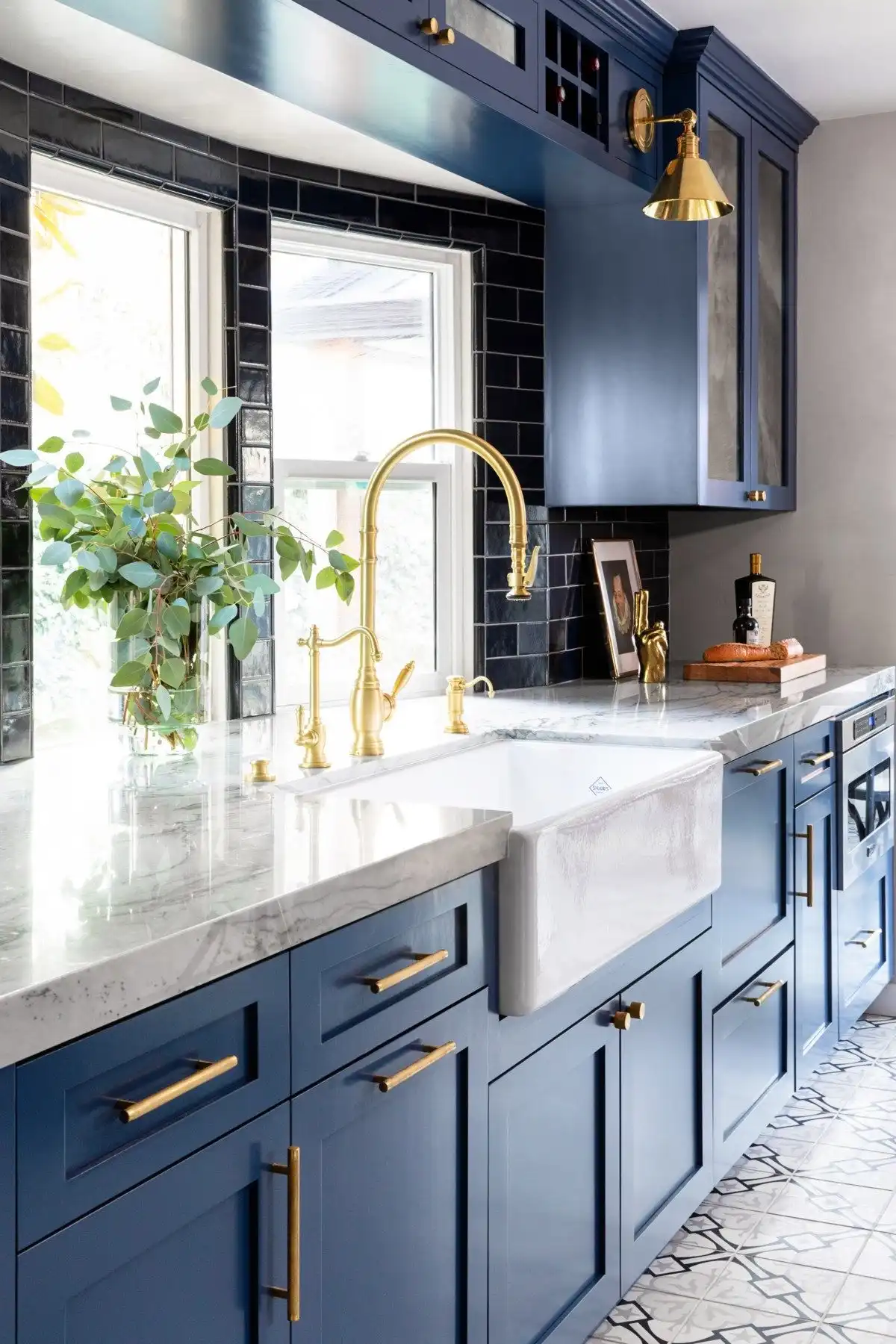 Glossy Dark Blue Tile