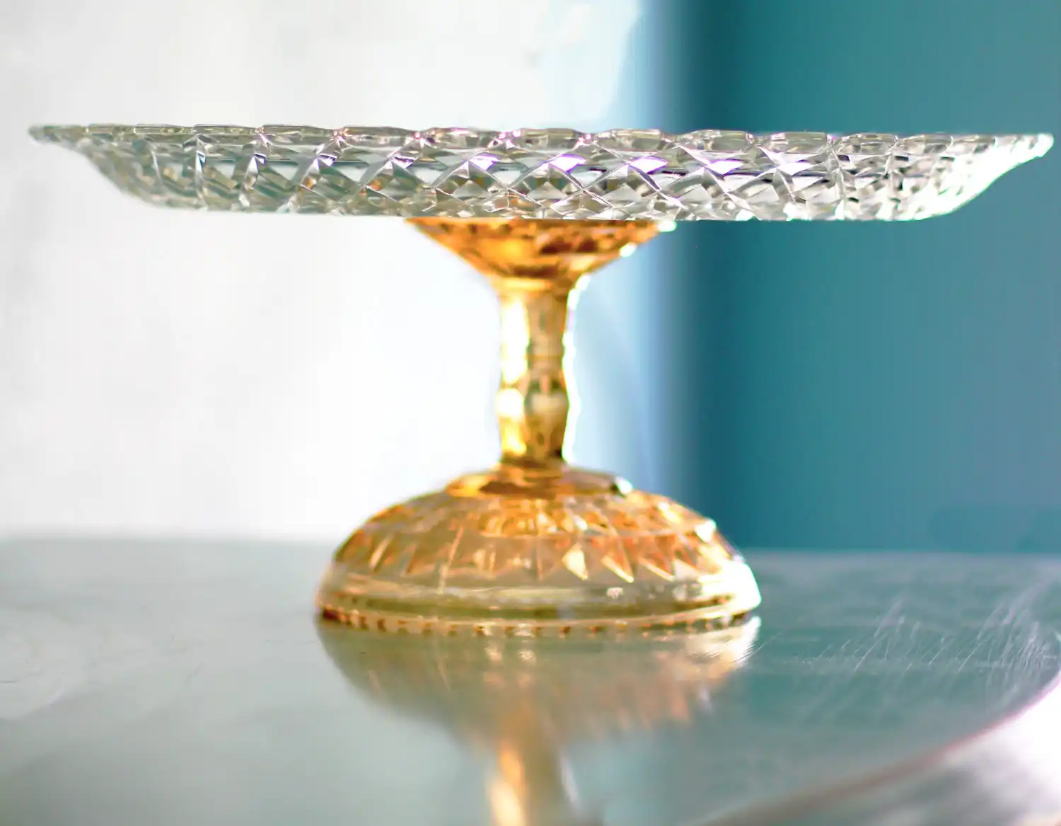 Gold crystal cake stand