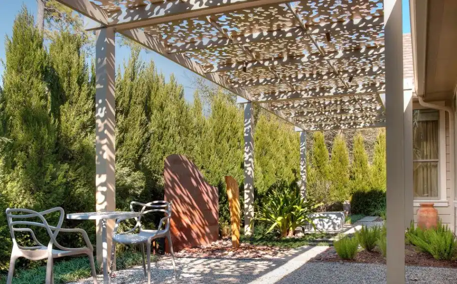 Greenery-patio-privacy