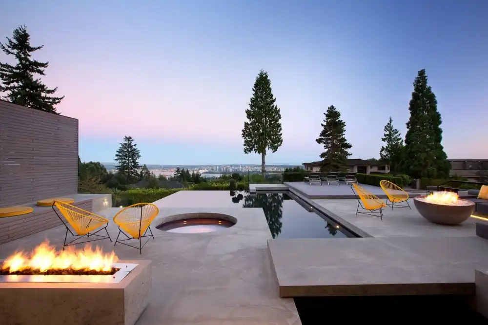 Groveland House outdoor fire pit